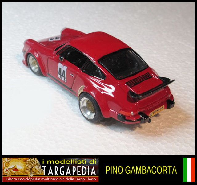 44 Porsche 934 Carrera Turbo - Solido 1.43 (12).jpg